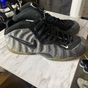 Nike foamposite Sz 13 no box